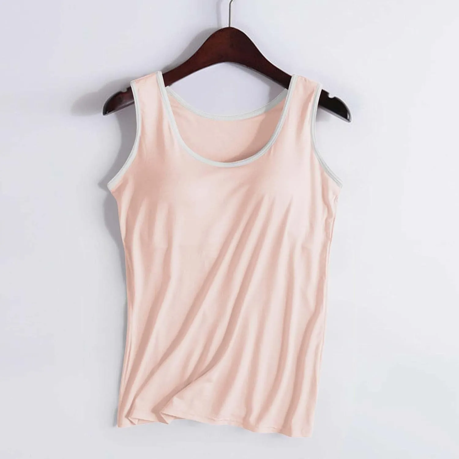 Camisole Tops for Women Built in Bra Spaghetti Strap Workout Yoga Shirts Basic Padded Tank Tops 2025 Summer Clothes