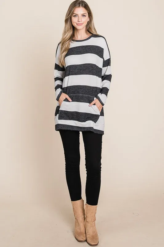 Chill Days - Black Relaxed Fit Midweight Sweatshirt