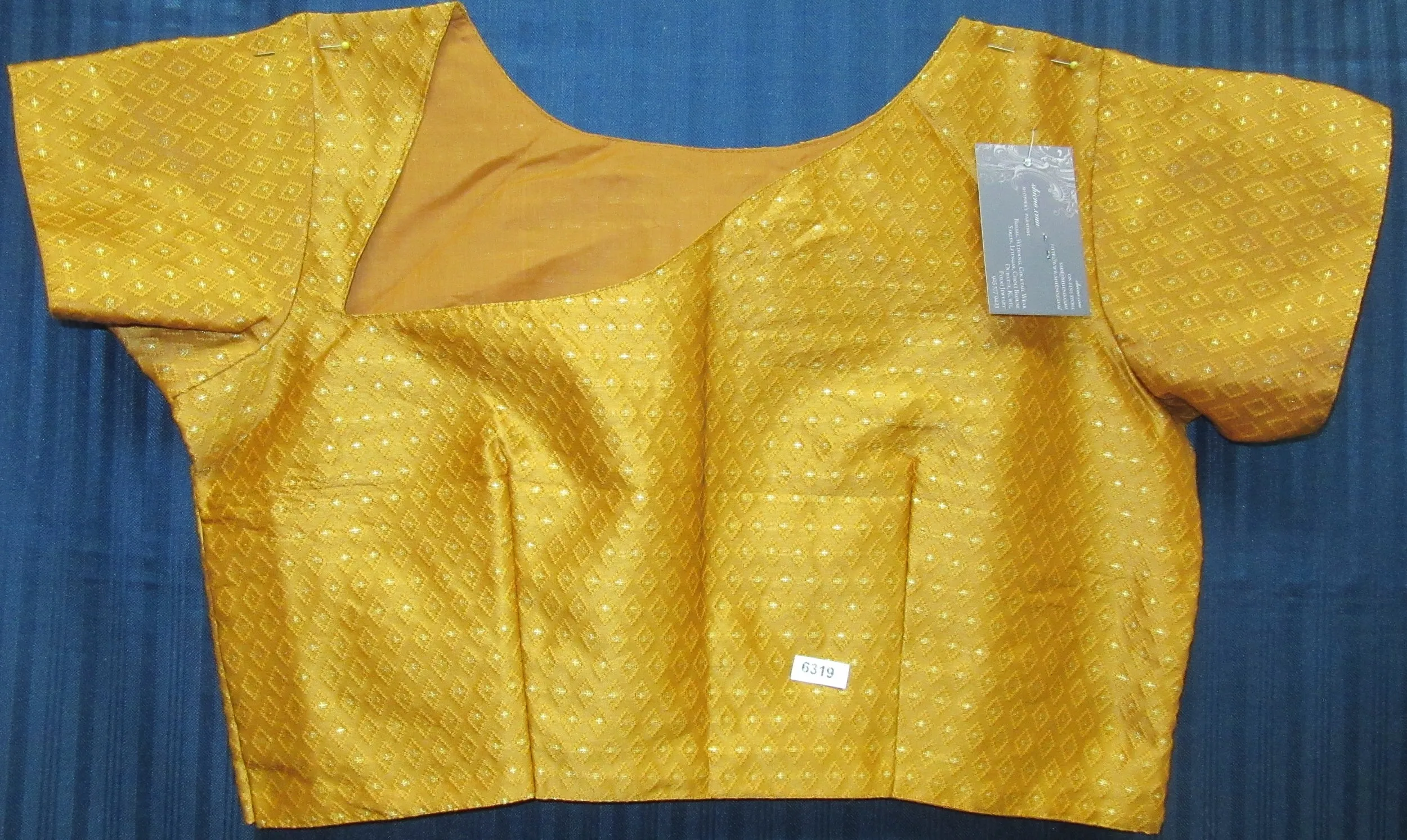 Choli 6319 Kesari Jacquard Medium Size Stylish Neck Choli Saree Blouse