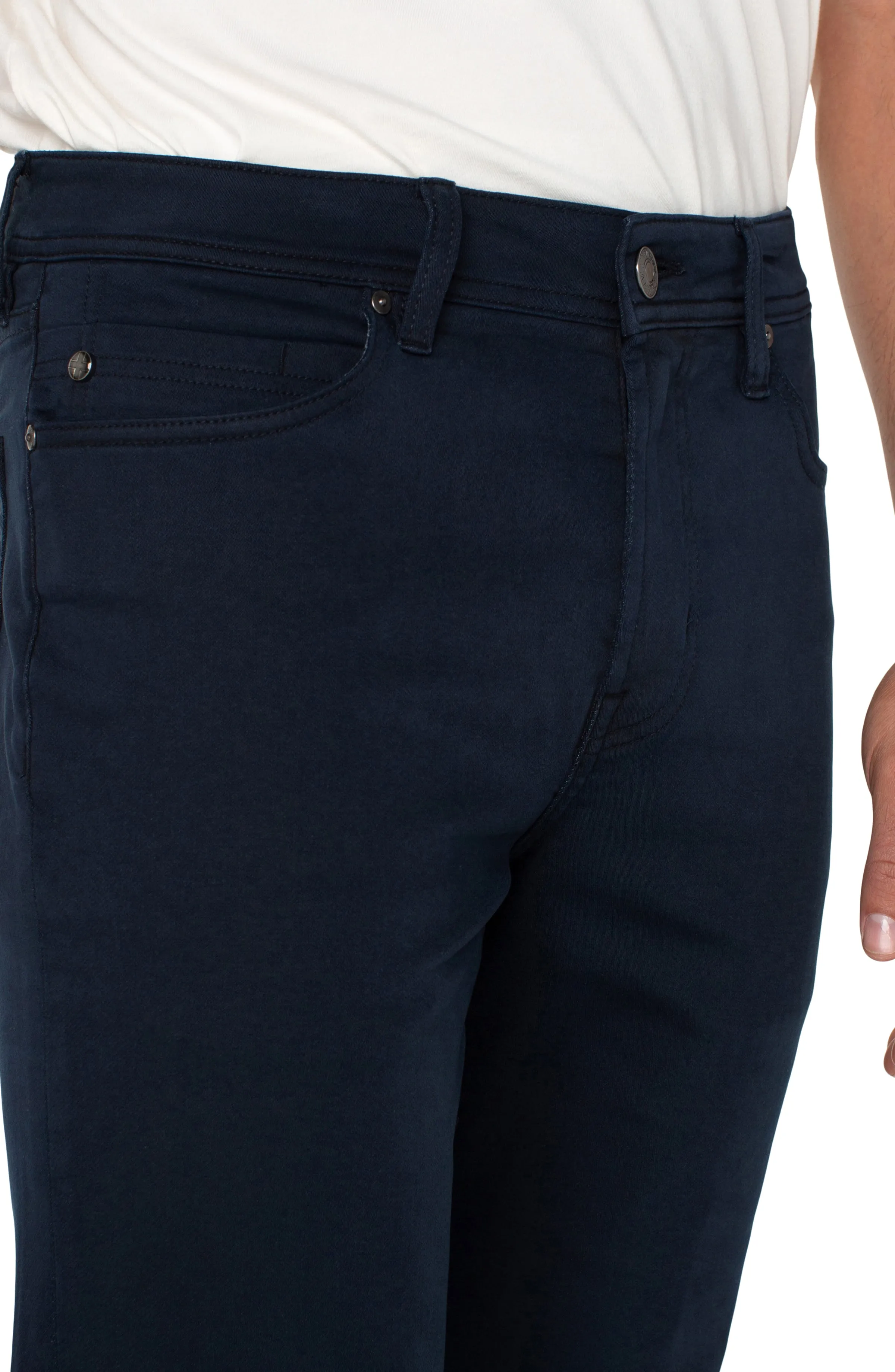 Modern Straight Pant in Navy | Liverpool