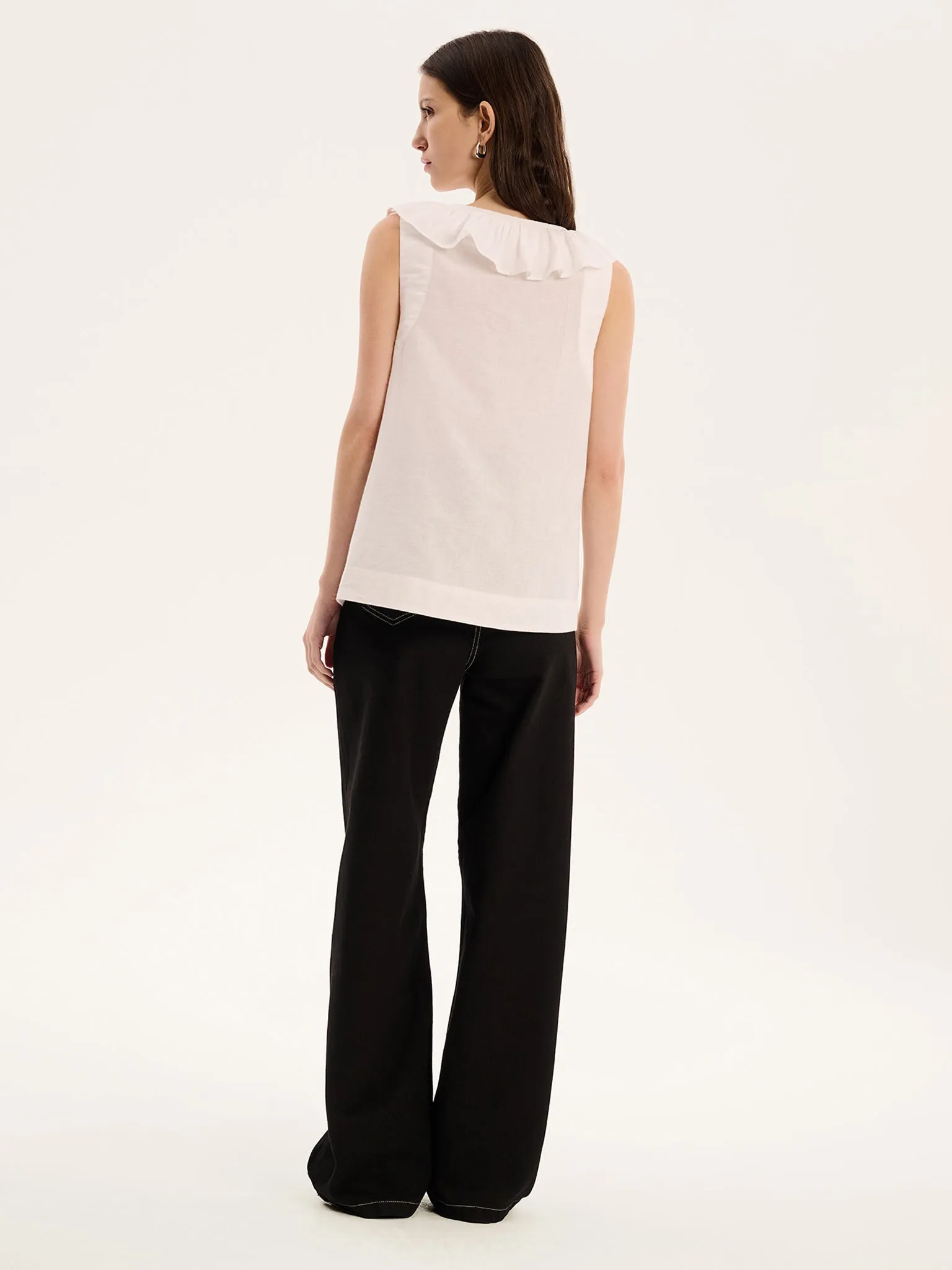 Rachael Frill Collar Sleeveless Blouse in White