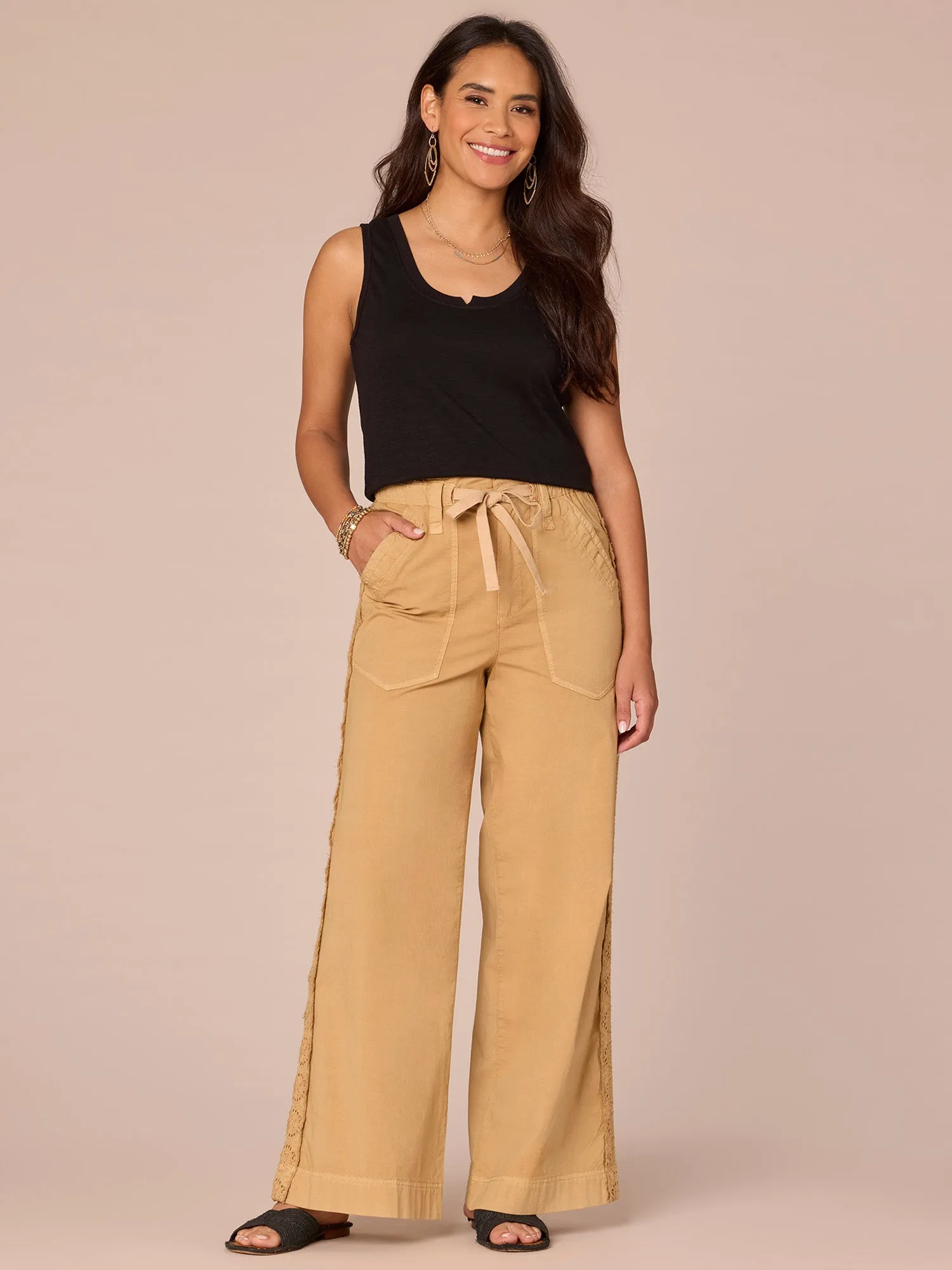 Sleeveless Notched Scoop Neck Slit Hem Plus Size Knit Tank Top