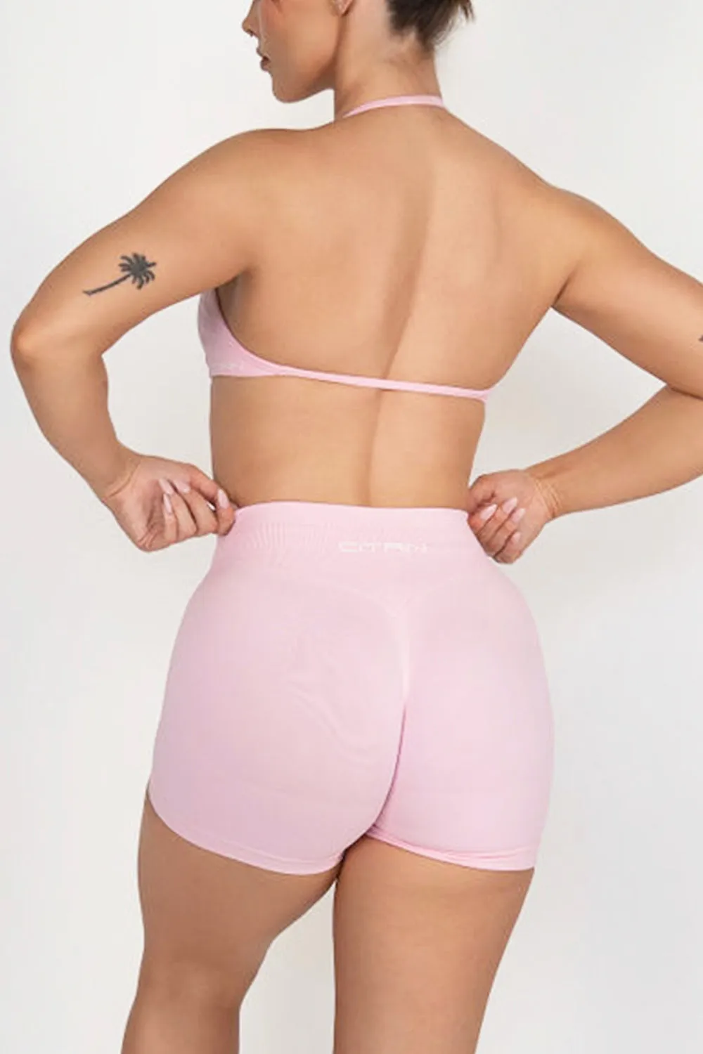 TRUE SHAPE 4.5" SHORT - BABY PINK