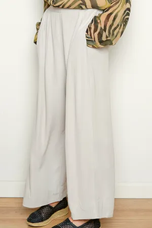Women's Smart Parts Pants in Grey